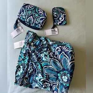 Vera Bradley - Blue Island Medallion 3 piece Set